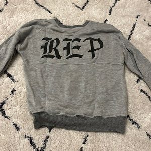 Gray Taylor Swift Reputation Crewneck woman’s small